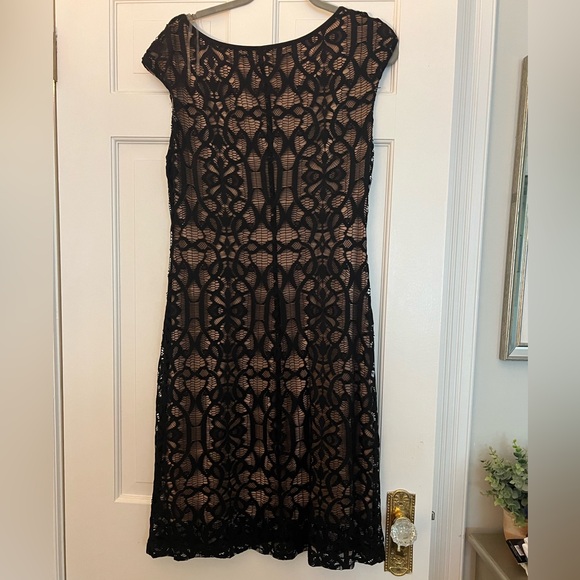 Black lace stretch dress, NWOT - Picture 4 of 4